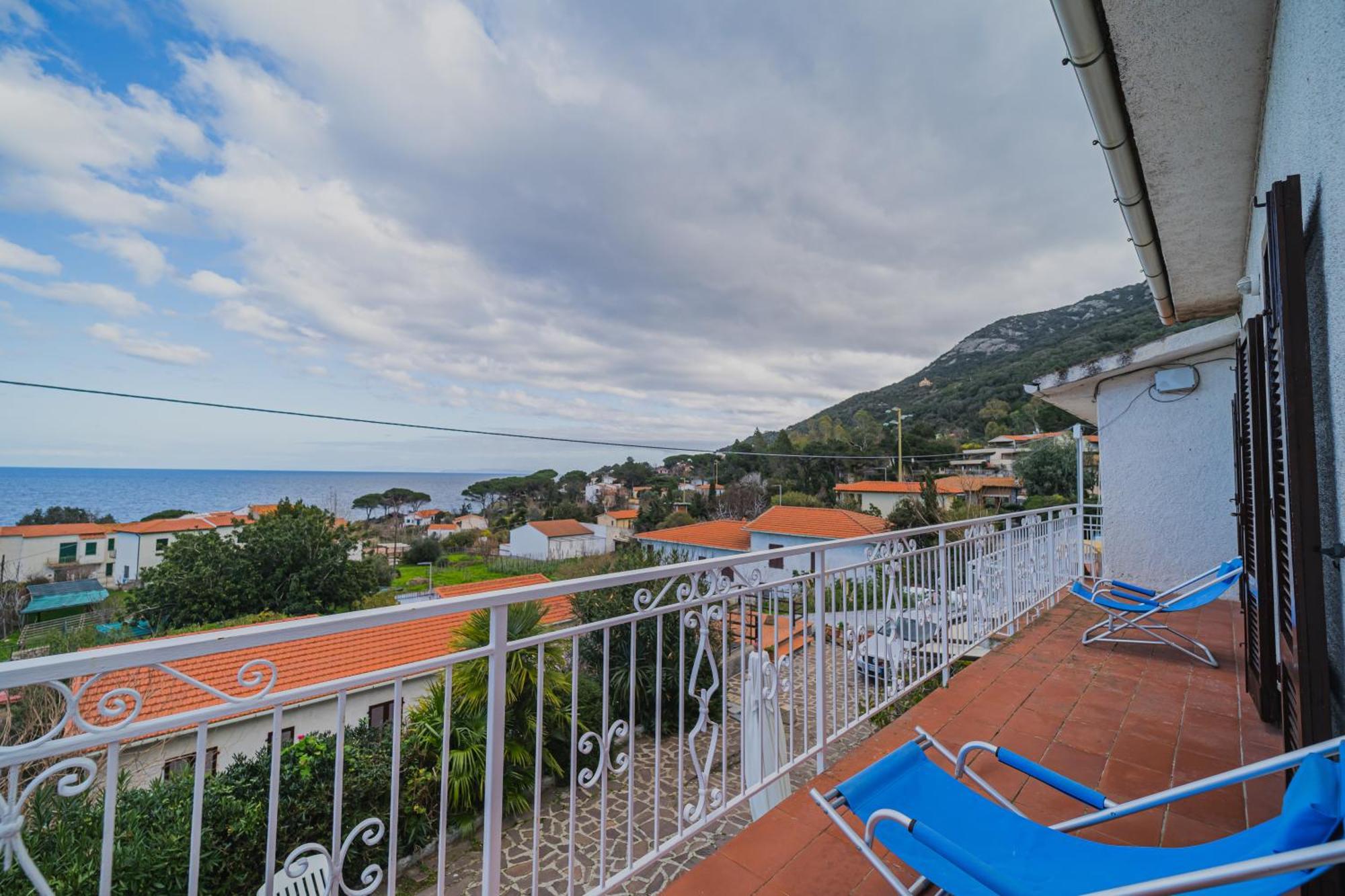 Appartamenti Casa Sant'Andrea - Goelba Zewnętrze zdjęcie